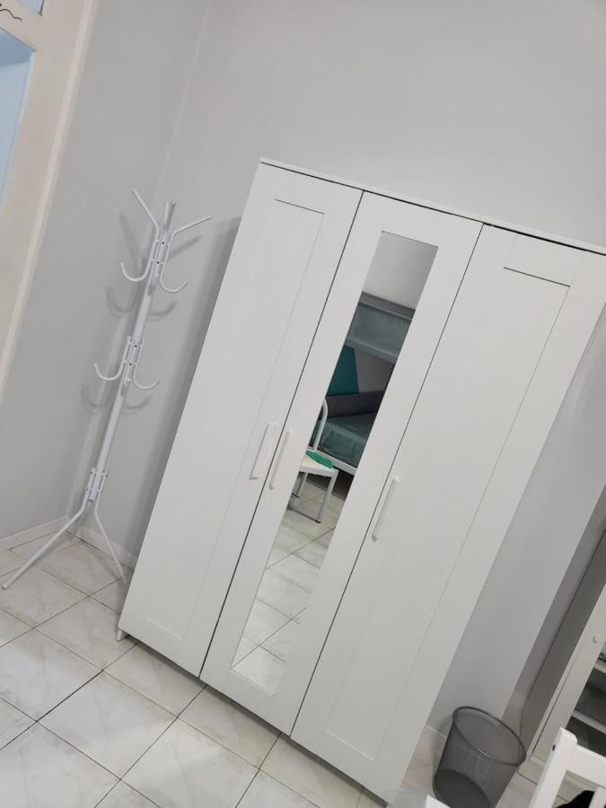 Dory'S Room Camera Nel Cuore Di Napoli Eksteriør billede