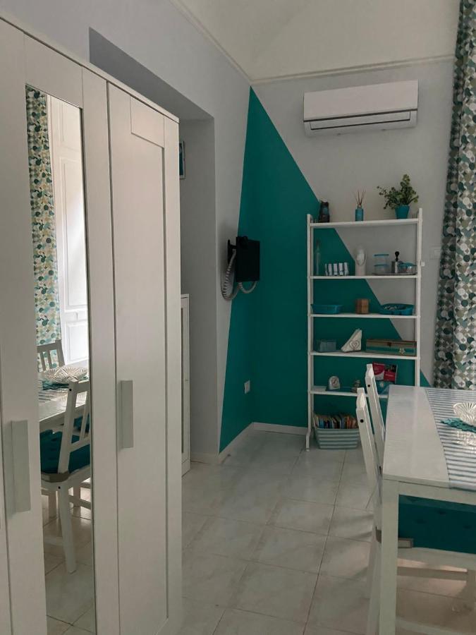 Dory'S Room Camera Nel Cuore Di Napoli Eksteriør billede